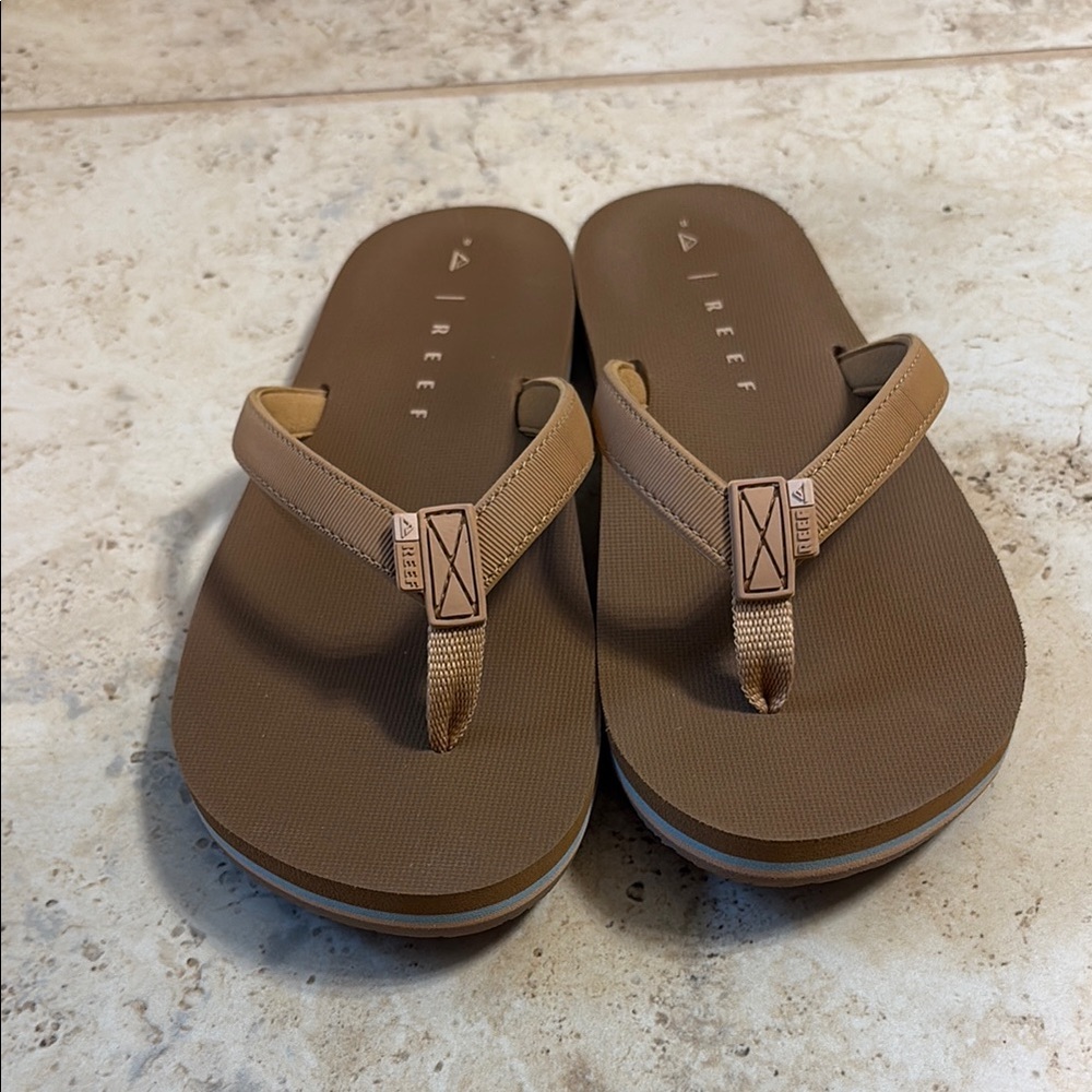 Reef Tan and Brown Sandals